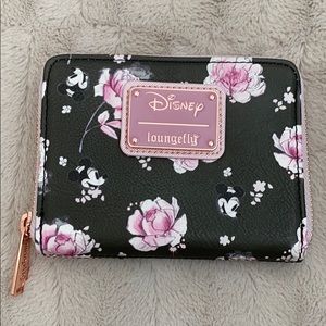 Loungefly Minnie Mouse Floral Wallet